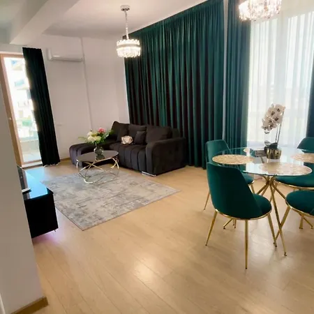 Appartement Elegant Mamaia Nord 2 *